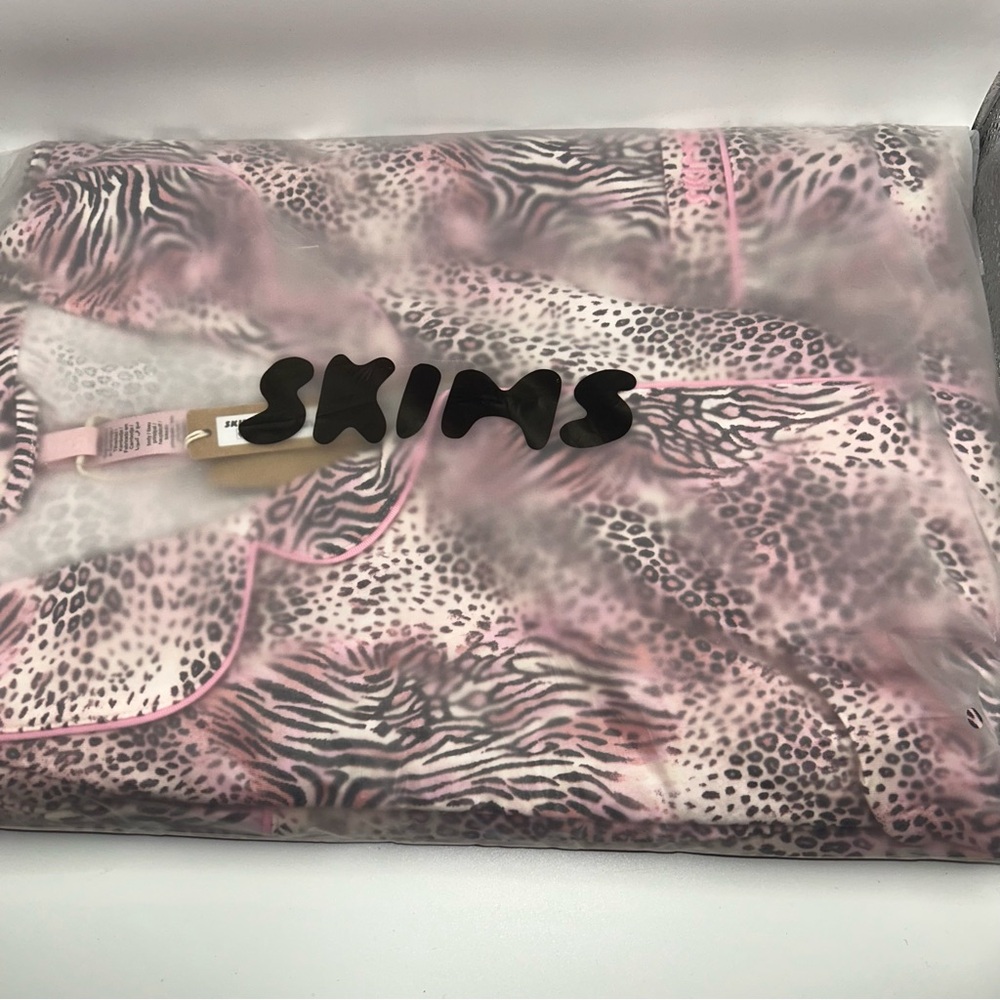 Skims long sleeve sleep set in bloom mini multi animal print in pink new in bag - Picture 3 of 6